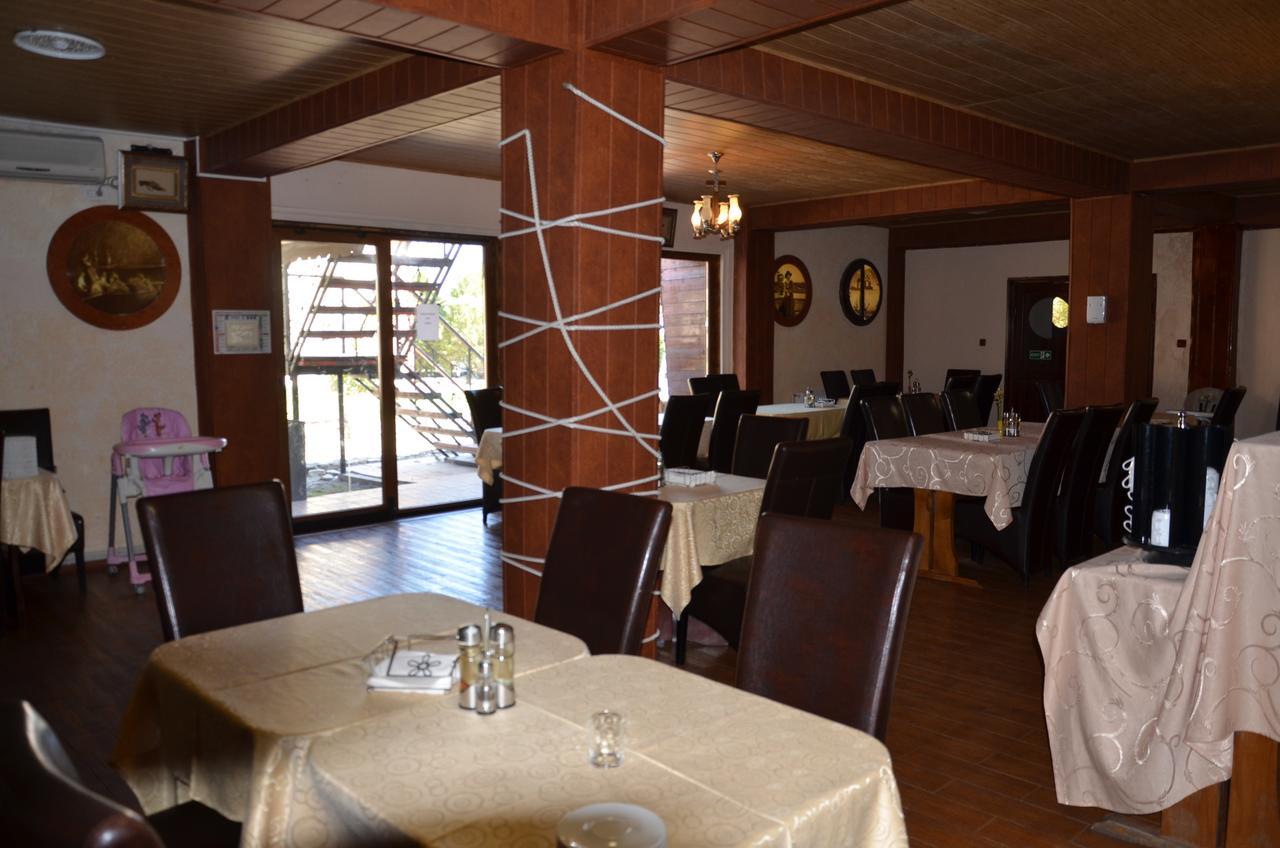 Club De Vacanta Corabia Piratilor-Mamaia Nord Năvodari Exterior foto